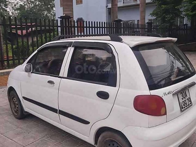 Cần bán lại xe Daewoo Matiz sản xuất 2003, màu trắng còn mới0