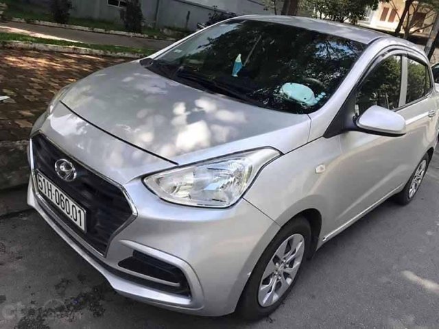 Bán Hyundai Grand i10 năm sản xuất 2017, màu bạc  0