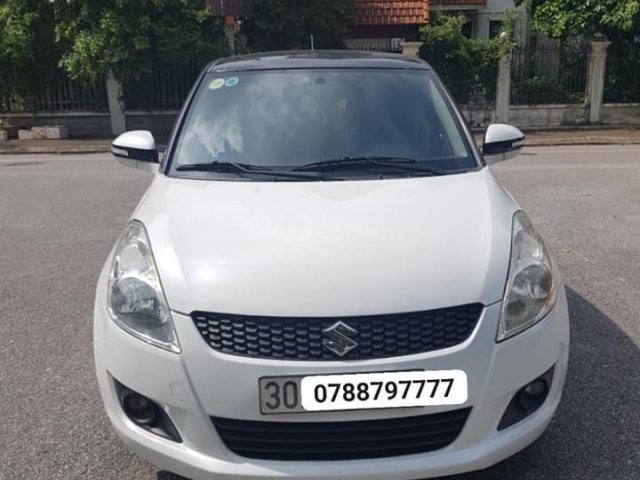 Cần bán xe Suzuki Swift sản xuất 2015, 375tr