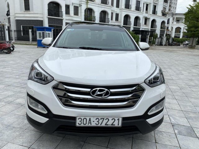 Cần bán lại xe Hyundai Santa Fe sản xuất 2014, màu trắng 0