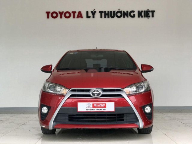 Cần bán Toyota Yaris sản xuất năm 2016, màu đỏ, 510 triệu0