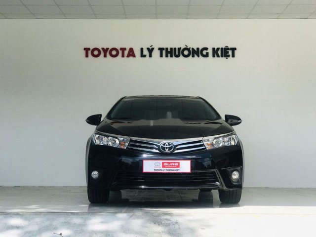 Cần bán Toyota Corolla Altis sản xuất năm 2017, màu đen, giá chỉ 650 triệu