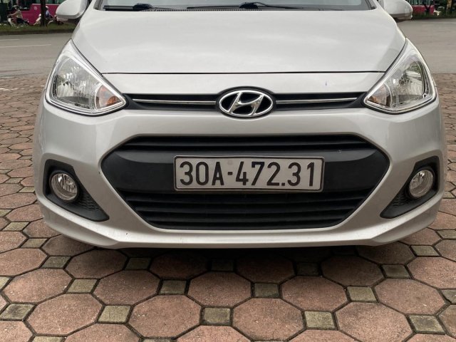 Gia đình cần bán xe Hyundai i10 hatchback 2014, đăng ký 2015