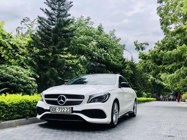 Bán ô tô Mercedes-Benz CLA250 4Matic phong cách sang trọng nhập khẩu cực mới0