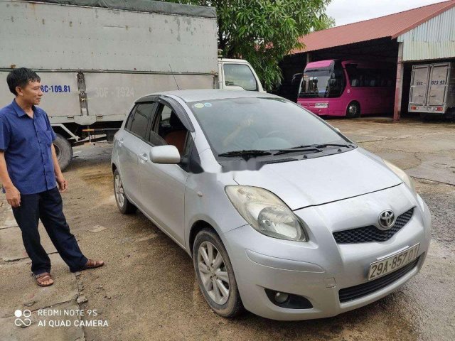 Cần bán Toyota Yaris 2010, màu bạc, xe nhập, giá chỉ 279 triệu0