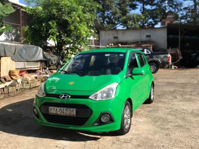 Cần bán lại chiếc Hyundai Grand i10 2015 số sàn bản đủ, xe chính chủ còn mới