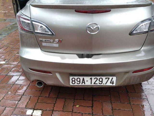 Cần bán Mazda 3 2014, màu bạc, nhập khẩu nguyên chiếc, giá 400tr