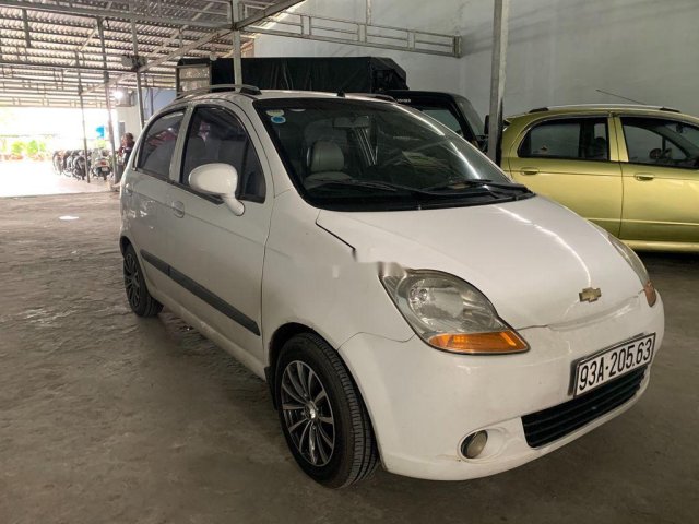 Cần bán gấp Chevrolet Spark đời 2009, màu trắng, nhập khẩu 