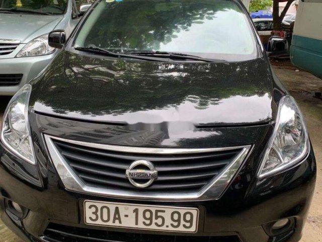 Cần bán gấp Nissan Sunny đời 2014, màu đen chính chủ, giá tốt0