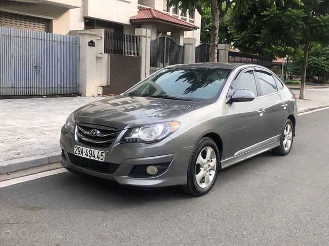 Bán Hyundai Avante sản xuất 2011, màu xám còn mới, 326tr