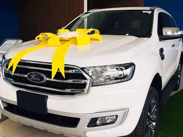 Cần bán Ford Everest Titanium 4x4 sản xuất năm 2020, màu trắng, xe nhập0