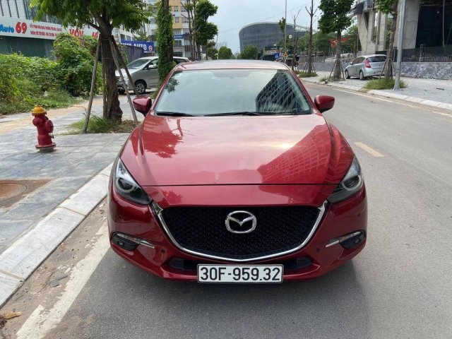 Cần bán xe Mazda 3 sản xuất năm 2018, màu đỏ chính chủ0