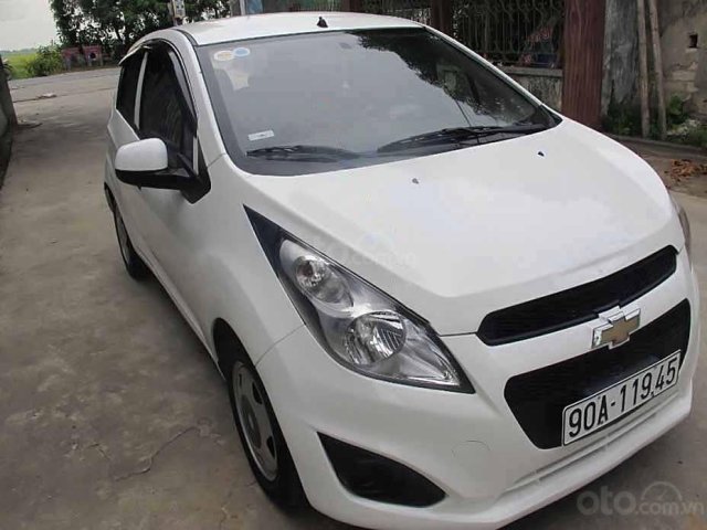 Bán Chevrolet Spark sản xuất năm 2016, màu trắng, xe gia đình0