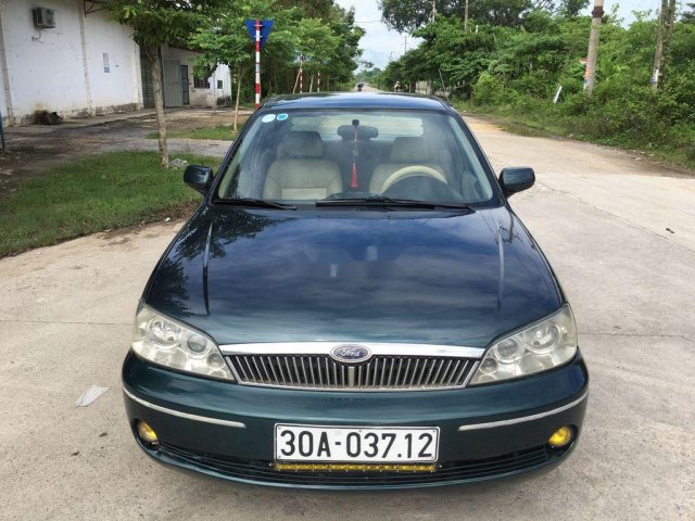 Cần bán Ford Laser sản xuất 2003, xe gia đình