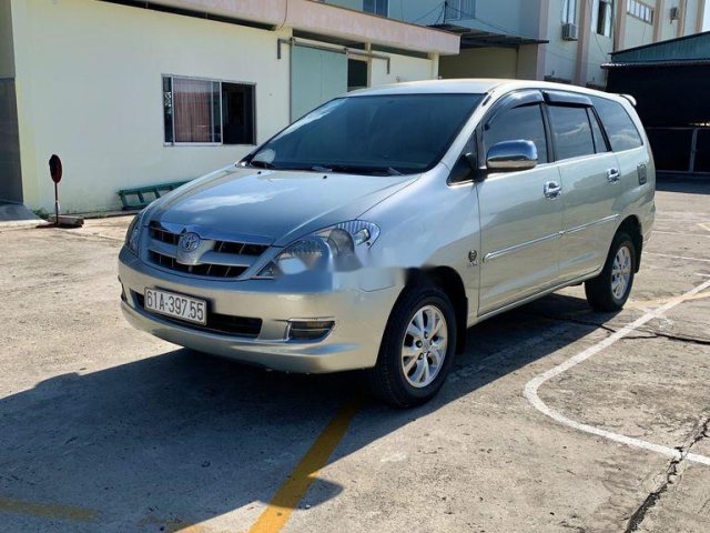 Xe Toyota Innova G đời 2006, màu bạc còn mới0