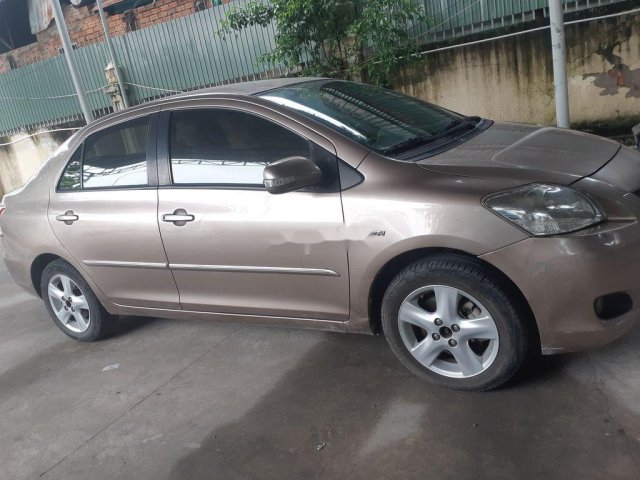 Cần bán gấp Toyota Vios đời 2008, màu xám còn mới0