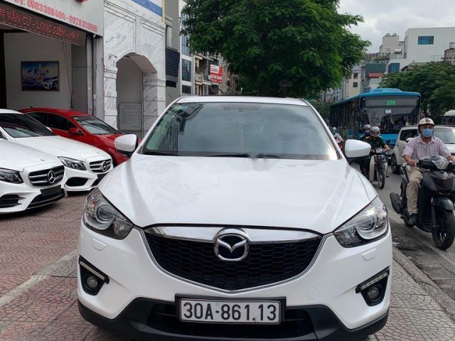 Bán Mazda CX 5 2.0 AT sản xuất năm 2015, màu trắng còn mới