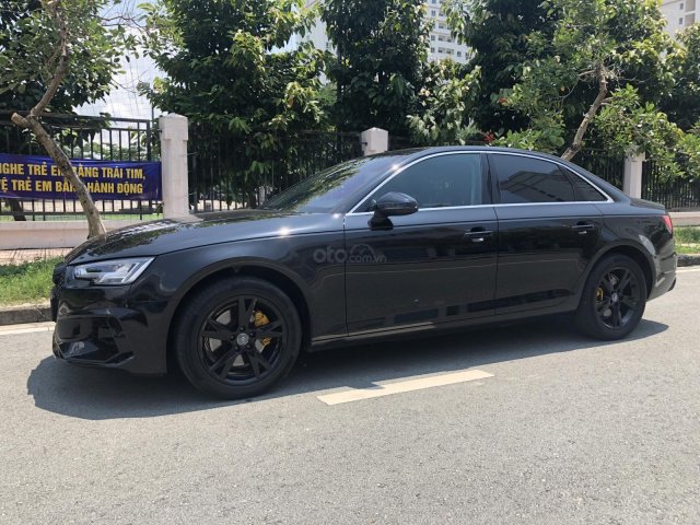 Bán Audi A4 TFSI model 2018, màu đen