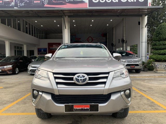 Cần bán Toyota Fortuner 2018, giá tốt hơn giá niêm yết