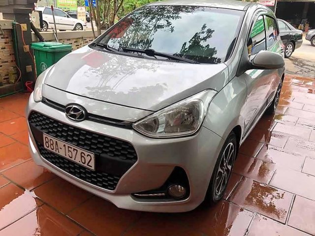 Bán xe Hyundai Grand i10 1.0 AT năm sản xuất 2017, màu bạc, nhập khẩu  0