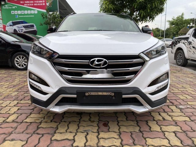 Bán xe Hyundai Tucson đời 2016, màu trắng, xe nhập, 748tr