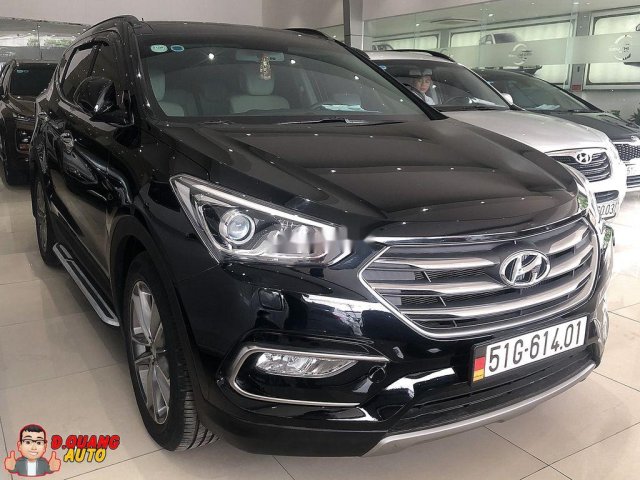 Bán xe Hyundai Santa Fe sản xuất năm 2018 còn mới, 995tr