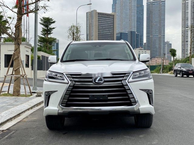 Bán ô tô Lexus LX 570 năm sản xuất 2016, màu trắng, xe nhập