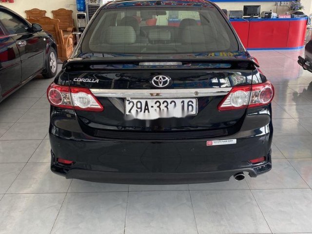 Cần bán lại xe Toyota Corolla Altis năm sản xuất 2011, màu đen, nhập khẩu 