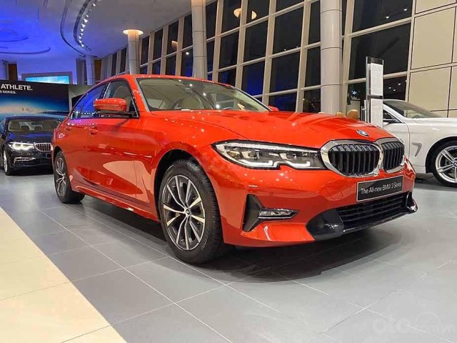 Cần bán xe BMW 330i Sport Line 2019, màu đỏ, nhập khẩu0