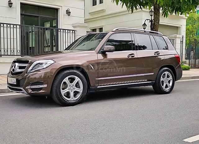 Bán Mercedes GLK250 4Matic sản xuất năm 2014, màu nâu