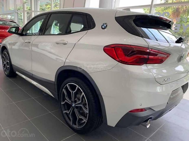 Bán ô tô BMW X2 sDrive20i sản xuất 2019, màu trắng, xe nhập0