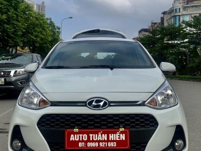 Bán Hyundai Grand i10 đời 2018, màu trắng, nhập khẩu, 320tr