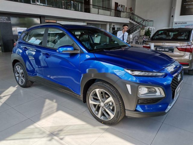 Bán Hyundai Kona sản xuất năm 2020, màu xanh lam, 614tr0