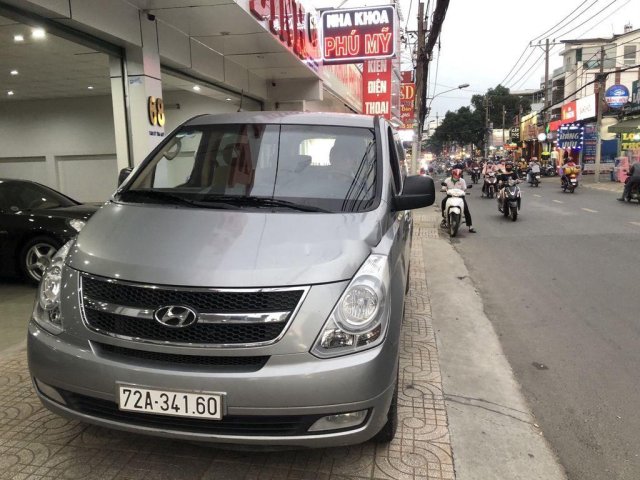 Bán Hyundai Grand Starex đời 2014, màu ghi, nhập khẩu