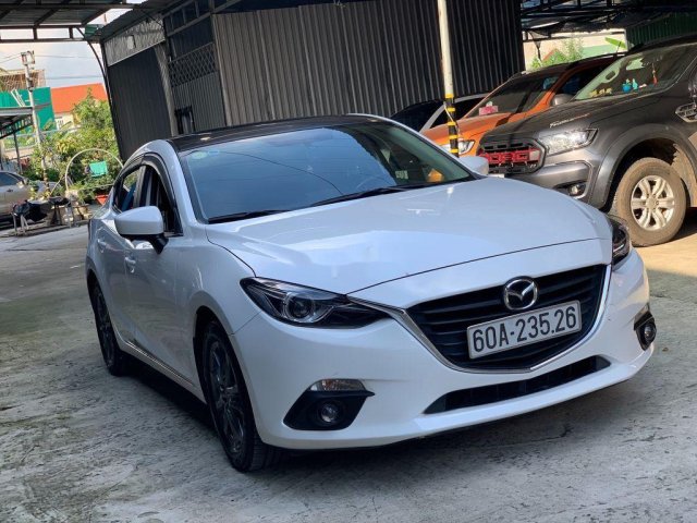 Bán Mazda 3 1.5AT đời 2015, màu trắng, 489 triệu