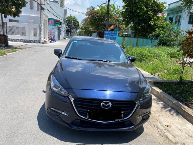 Bán xe Mazda 3 sản xuất 2017, màu xanh lam, xe gia đình, giá 548 triệu đồng0