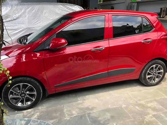 Bán Hyundai Grand i10 sản xuất 2018, màu đỏ còn mới