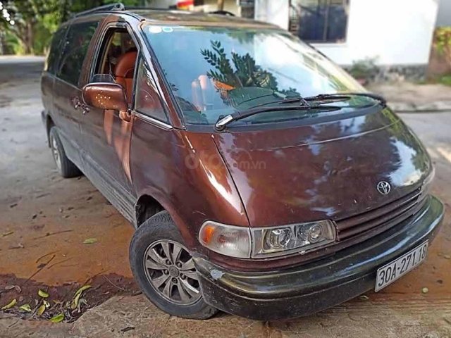 Xe Toyota Previa đời 1991, màu nâu, nhập khẩu nguyên chiếc còn mới0