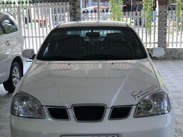 Bán Daewoo Lacetti năm sản xuất 2004, màu trắng