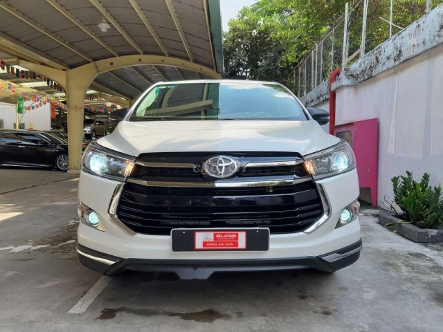 Bán Toyota Innova Venturer đời 2019, màu trắng, giá 840tr0