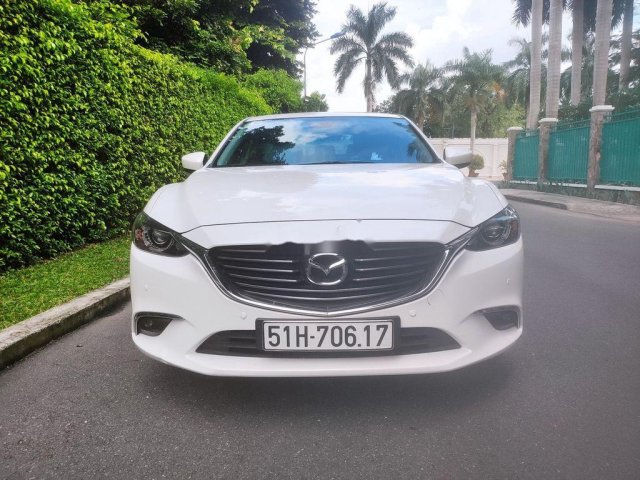 Bán Mazda 6 sản xuất 2019, màu trắng, số tự động0