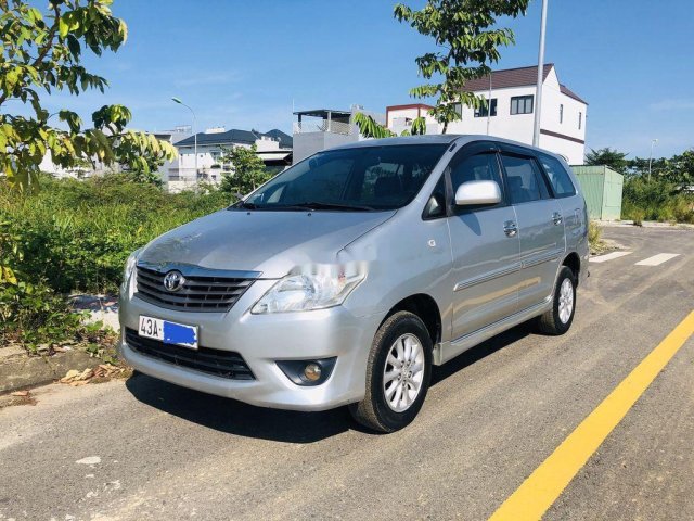 Bán Toyota Innova sản xuất 2012 còn mới