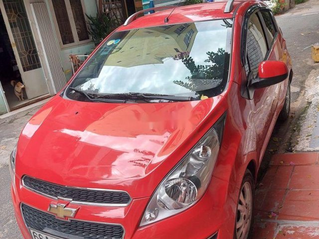 Cần bán Chevrolet Spark đời 2013, màu đỏ, số tự động