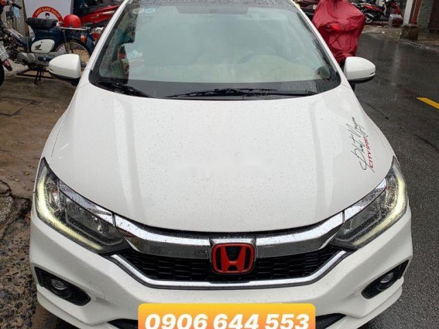 Cần bán xe Honda City đời 2018, màu trắng, giá chỉ 465 triệu0