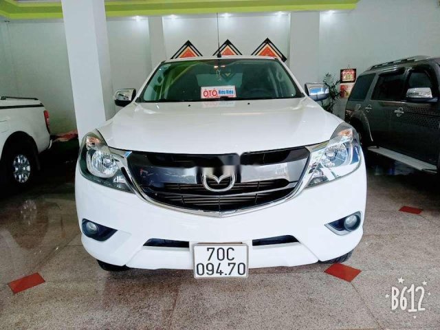 Bán Mazda BT 50 năm sản xuất 2016, màu trắng, nhập khẩu nguyên chiếc0