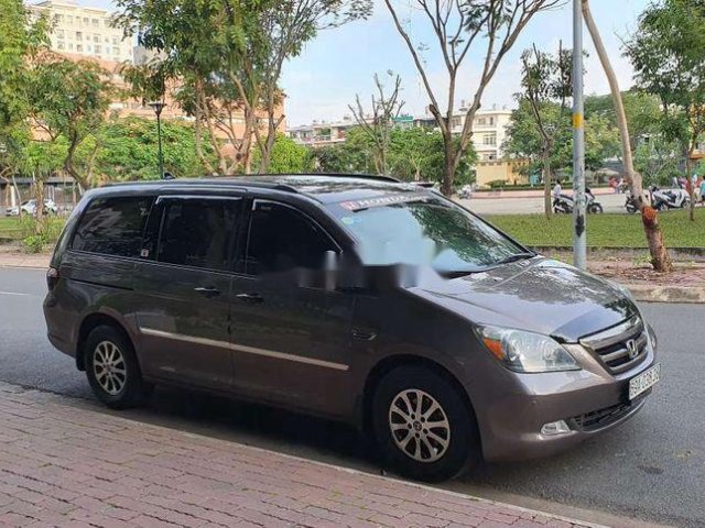 Cần bán gấp Honda Odyssey sản xuất 2005, nhập khẩu còn mới0