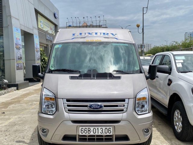 Bán Ford Transit năm sản xuất 2020, lướt 2000 km