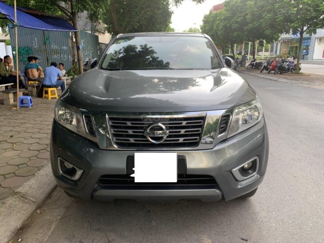 Bán Nissan Navara 2016, số tự động, 1 cầu, máy dầu, màu xám0