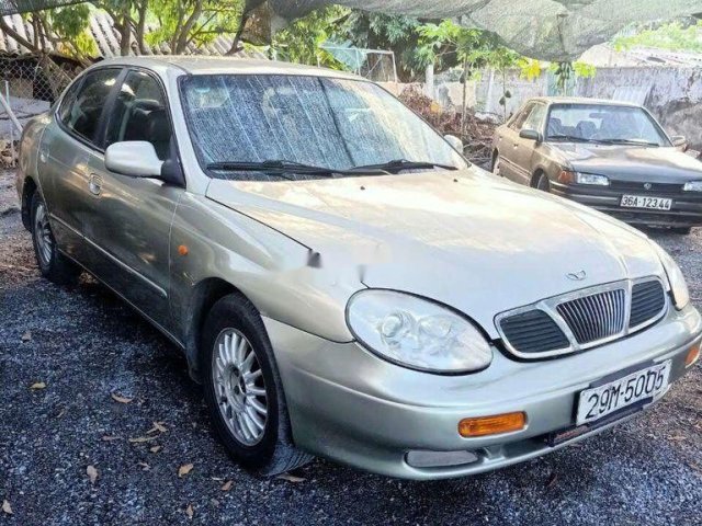 Gia đình bán Daewoo Leganza đời 2000, màu xám, xe nhập 0