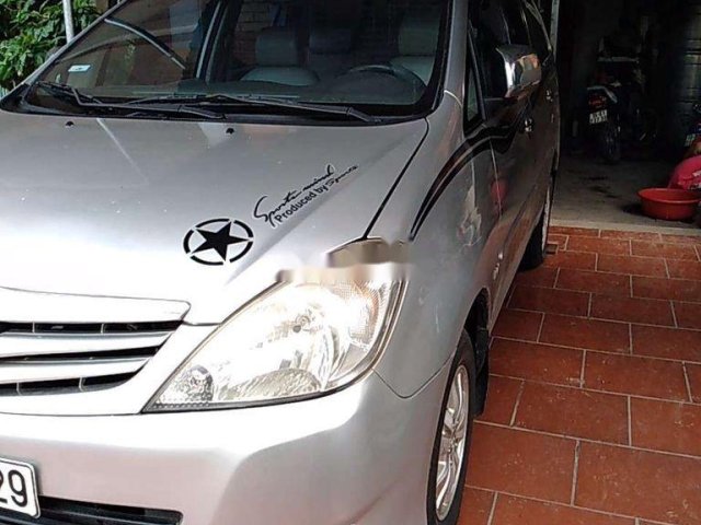 Cần bán Toyota Innova năm sản xuất 2009 còn mới, 270 triệu0